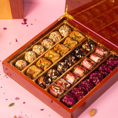 Assorted Sweets Heaven Hamper from Kesar Assorted Sweets Heaven Hamper from Kesar