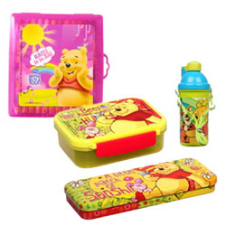 Classy Collection of Winni the Pooh Gift Hamper for Babies Classy Collection of Winni the Pooh Gift Hamper for Babies