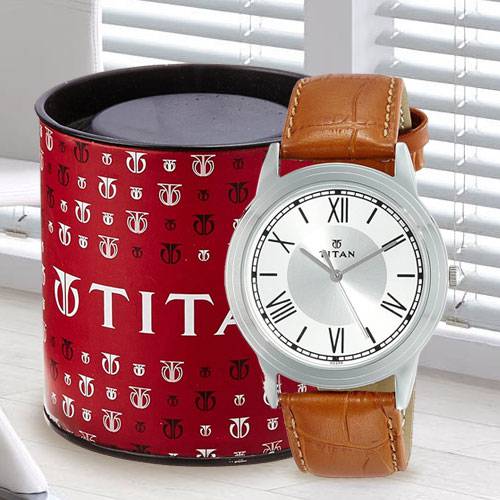 Exclusive Titan Analog Mens Watch Exclusive Titan Analog Mens Watch