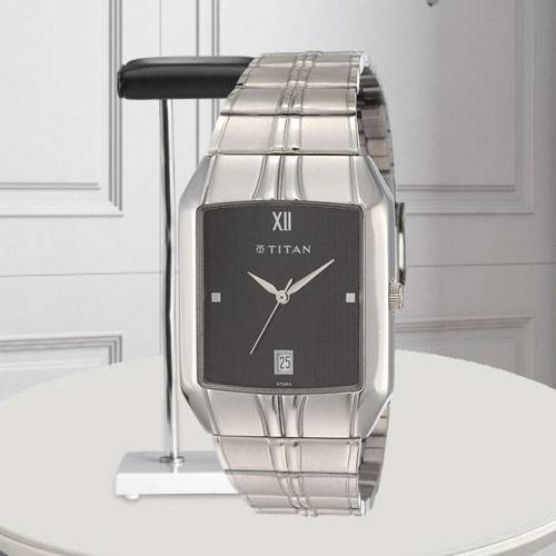 Marvelous Titan Karishma Analog Mens Watch Marvelous Titan Karishma Analog Mens Watch