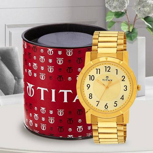 Exclusive Titan Analog Mens Watch Exclusive Titan Analog Mens Watch