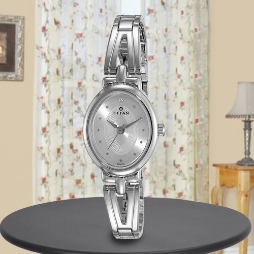 Marvelous Titan Karishma Revive Analog Womens Watch Marvelous Titan Karishma Revive Analog Womens Watch