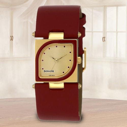 Amazing Sonata Yuva Analog Womens Watch to Amritsar India