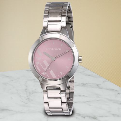 Alluring Fastrack Analog Womens Watch Alluring Fastrack Analog Womens Watch